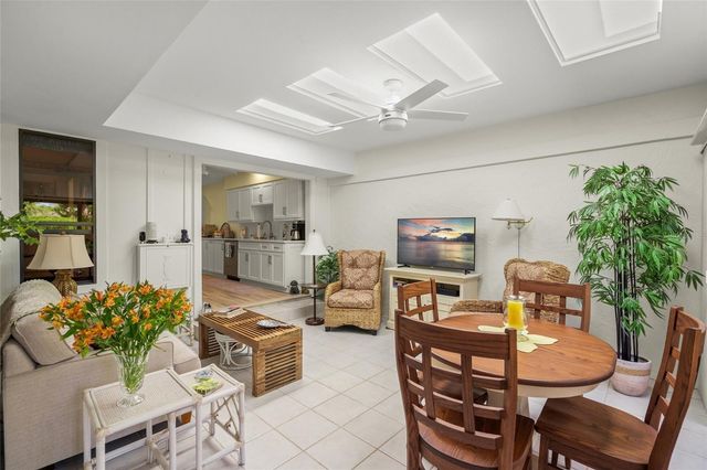 4688 OAK HOLLOW DRIVE 25, Sarasota, FL 34241