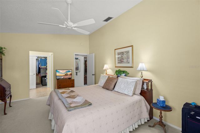 4688 OAK HOLLOW DRIVE 25, Sarasota, FL 34241