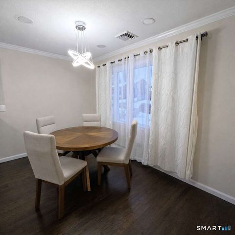 47 Dix Street, West Haven, CT 06516