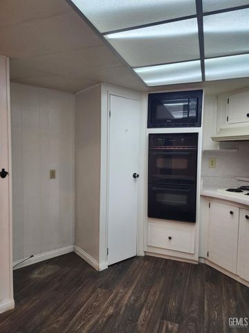 3509 Prestige Lane 57, Bakersfield, CA 93313