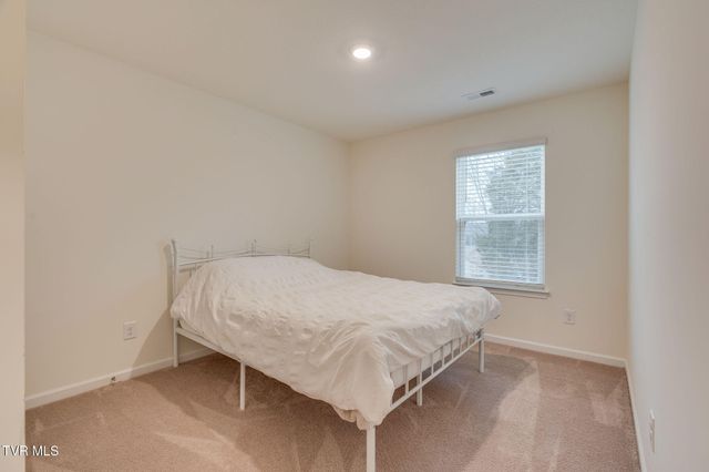 146 Thistle Drive, Bluff City, TN 37618