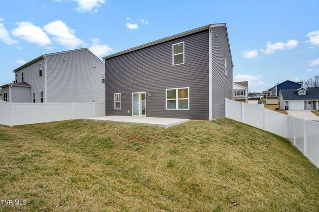 146 Thistle Drive, Bluff City, TN 37618