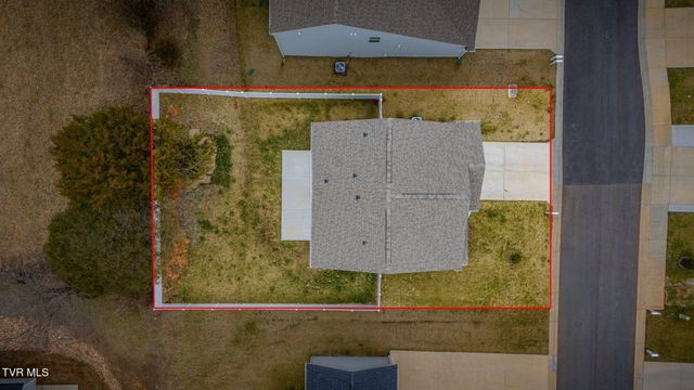 146 Thistle Drive, Bluff City, TN 37618