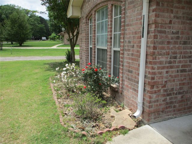 1162 County Road 2330, Mineola, TX 75773