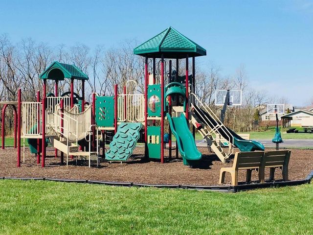 8831 W 125th Place, Cedar Lake, IN 46303