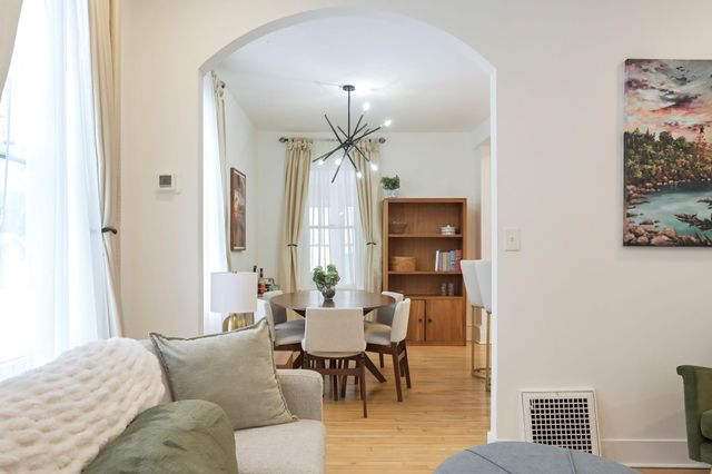 4016 37th Avenue S, Minneapolis, MN 55406