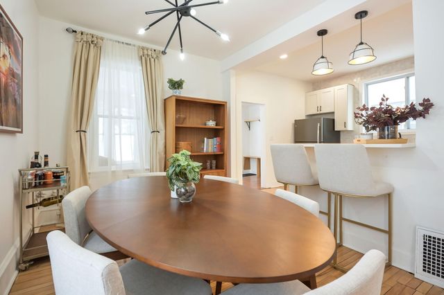 4016 37th Avenue S, Minneapolis, MN 55406