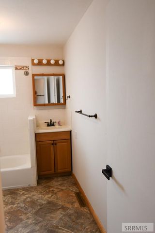 510 Horrocks Drive, Blackfoot, ID 83221