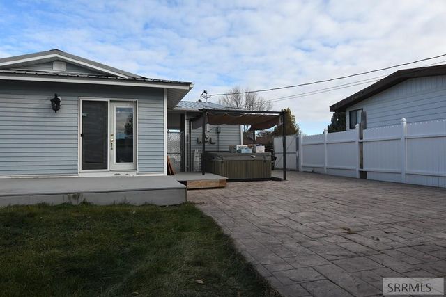 510 Horrocks Drive, Blackfoot, ID 83221