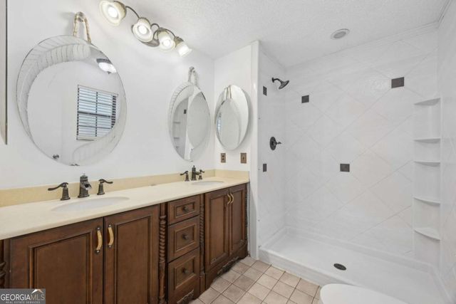 128 Creekwood Circle, Kingsland, GA 31548