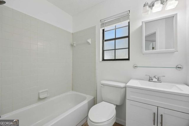 128 Creekwood Circle, Kingsland, GA 31548