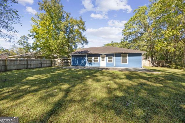 128 Creekwood Circle, Kingsland, GA 31548