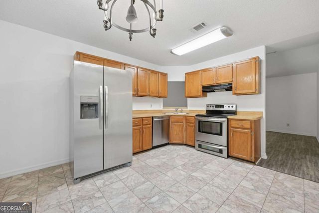 128 Creekwood Circle, Kingsland, GA 31548