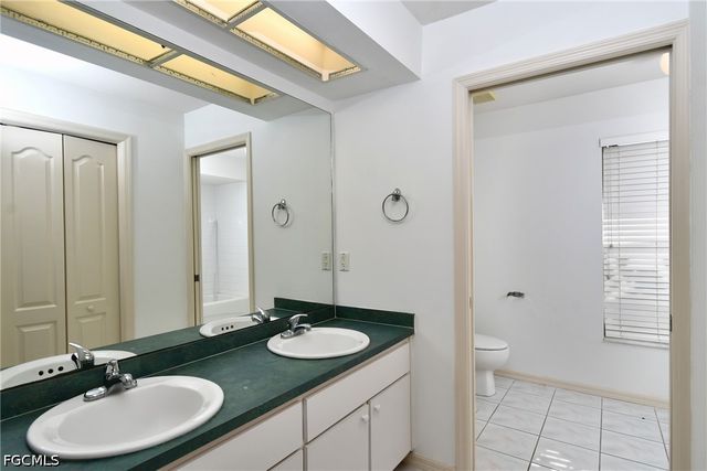 528 Empire AVE S, Lehigh Acres, FL 33974