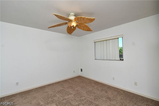 528 Empire AVE S, Lehigh Acres, FL 33974