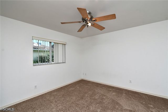 528 Empire AVE S, Lehigh Acres, FL 33974