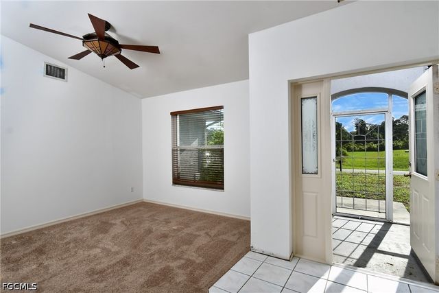 528 Empire AVE S, Lehigh Acres, FL 33974