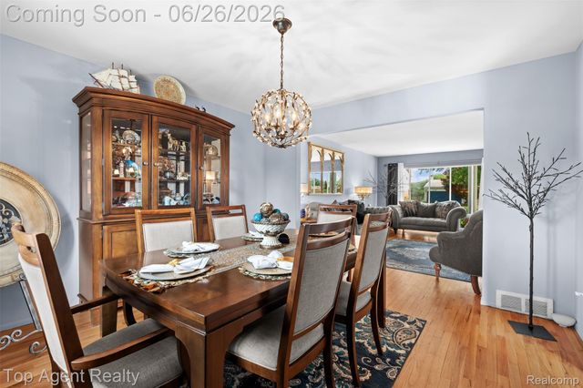 11134 Fairway Drive, Sterling Heights, MI 48312