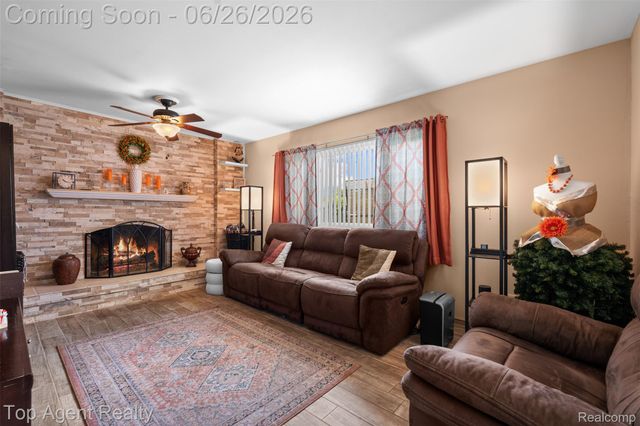 11134 Fairway Drive, Sterling Heights, MI 48312