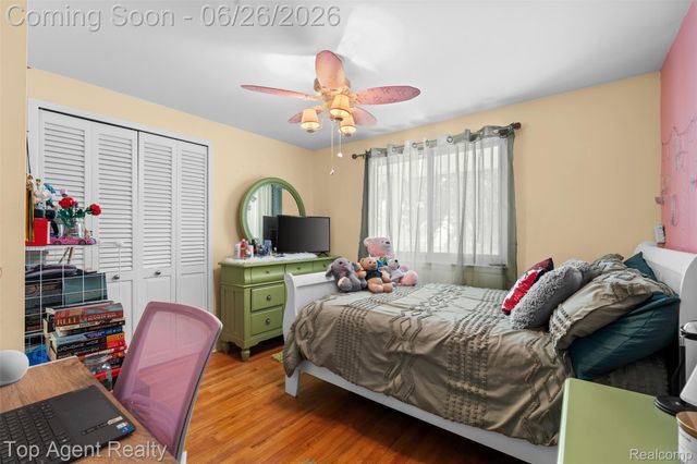 11134 Fairway Drive, Sterling Heights, MI 48312