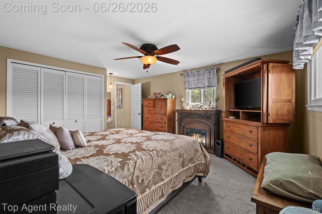 11134 Fairway Drive, Sterling Heights, MI 48312