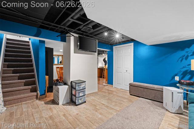 11134 Fairway Drive, Sterling Heights, MI 48312