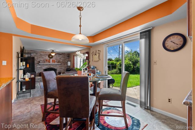 11134 Fairway Drive, Sterling Heights, MI 48312