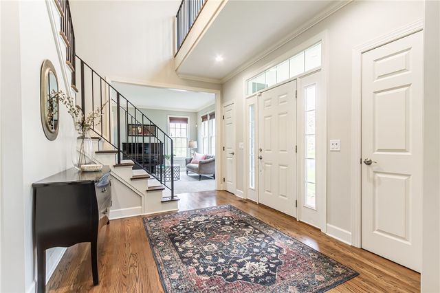 18 Turning Leaf Drive, Pittsford, NY 14534