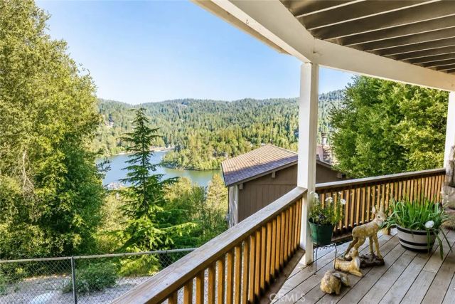 24340 Wabern, Crestline, CA 92325