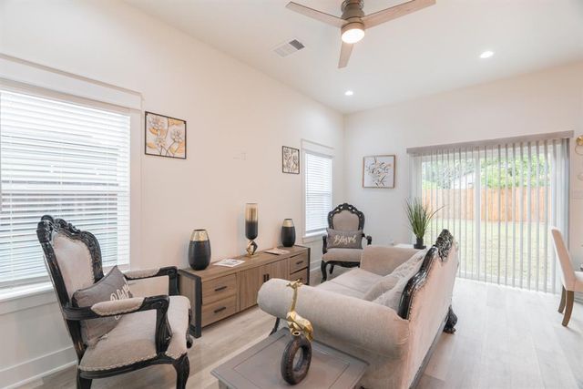 890 Lucky Street A, Houston, TX 77088