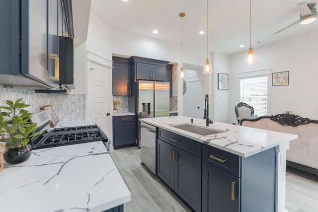 890 Lucky Street A, Houston, TX 77088