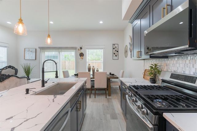 890 Lucky Street A, Houston, TX 77088