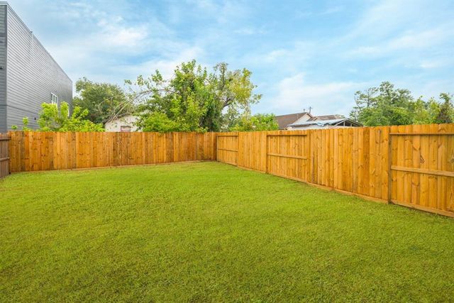 890 Lucky Street A, Houston, TX 77088