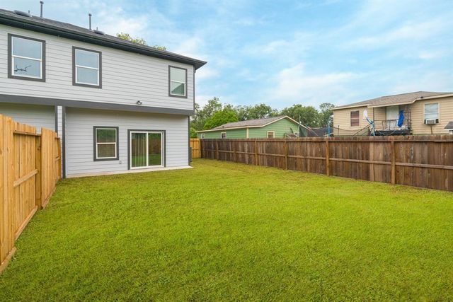 890 Lucky Street A, Houston, TX 77088