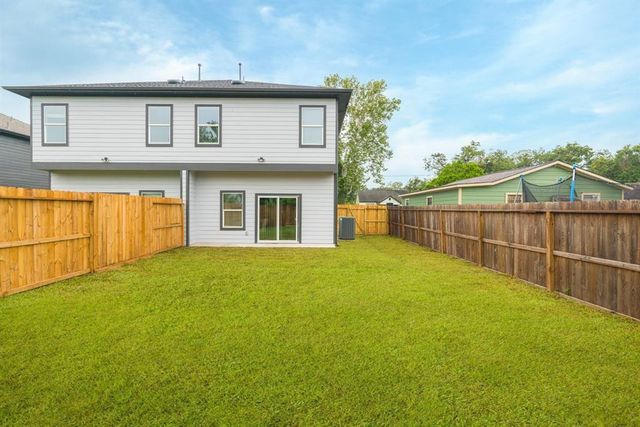 890 Lucky Street A, Houston, TX 77088