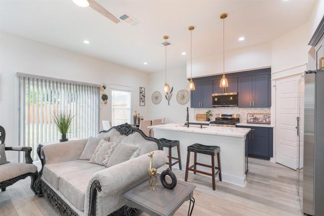 890 Lucky Street A, Houston, TX 77088