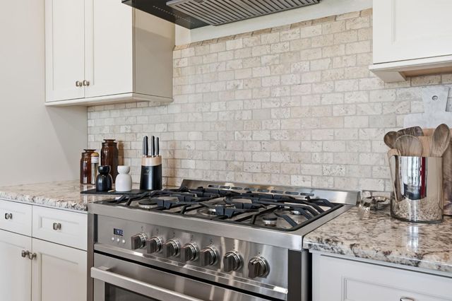 1850 E Green Sage Avenue, Fresno, CA 93730