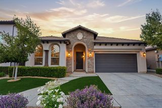 1850 E Green Sage Avenue, Fresno, CA 93730