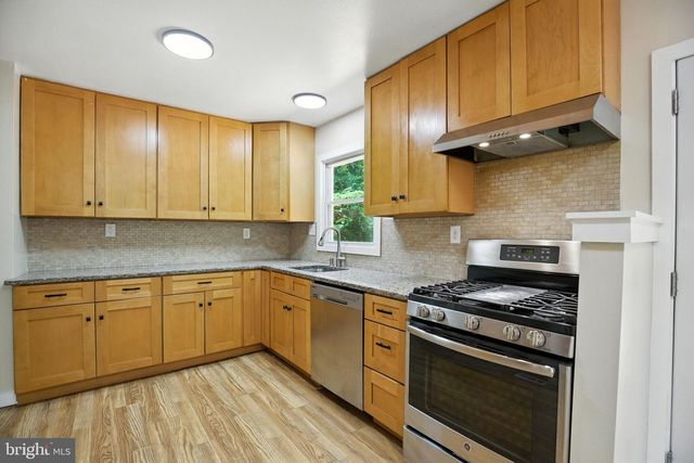 98 GARNER AVE, Waldorf, MD 20602