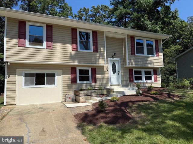 98 GARNER AVE, Waldorf, MD 20602