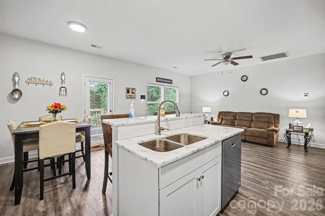 2703 S Calvary Street, Gastonia, NC 28052