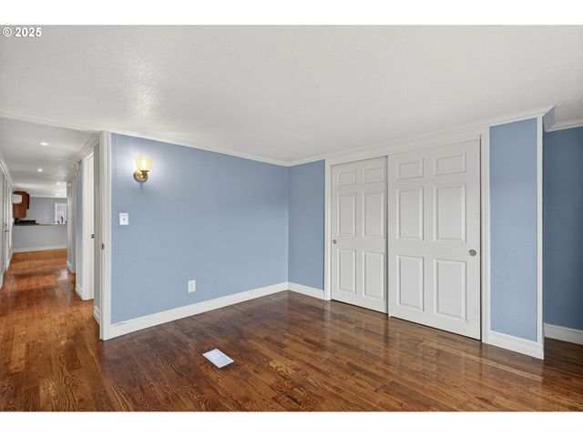 681 Sw CONCORD Way, Beaverton, OR 97006