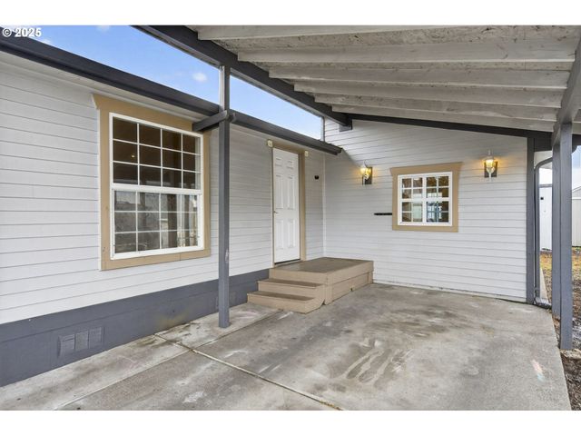 681 Sw CONCORD Way, Beaverton, OR 97006