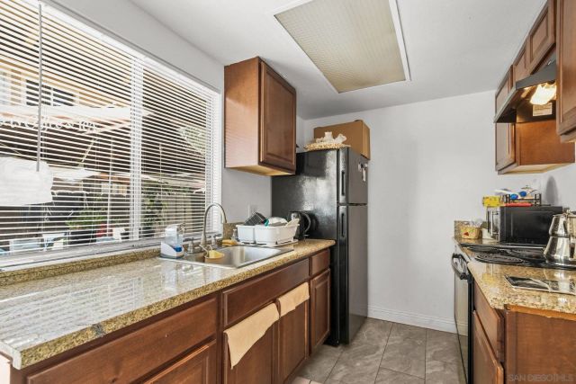 955 Amistad Pl C, El Cajon, CA 92019