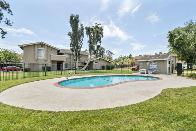 955 Amistad Pl C, El Cajon, CA 92019