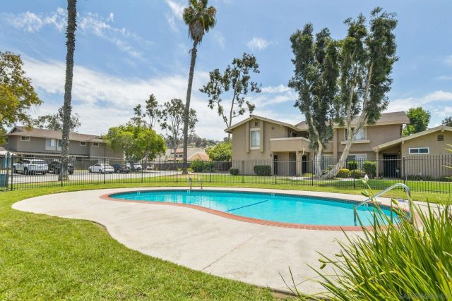 955 Amistad Pl C, El Cajon, CA 92019