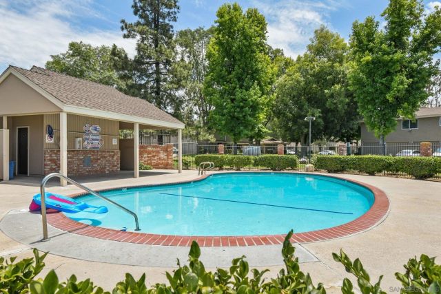 955 Amistad Pl C, El Cajon, CA 92019