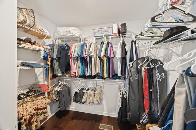 450 Golden Cir, Cookeville, TN 38506