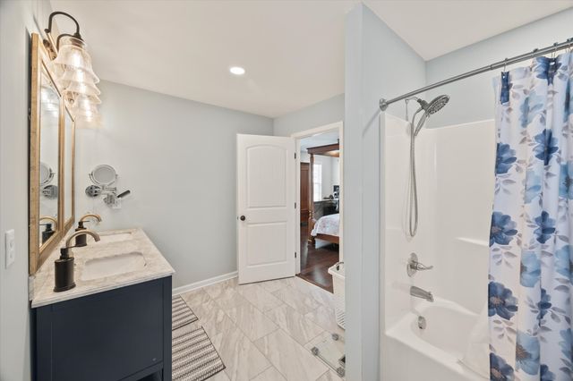 450 Golden Cir, Cookeville, TN 38506