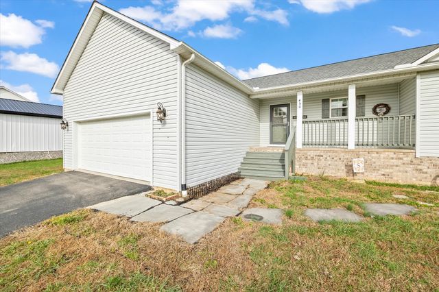450 Golden Cir, Cookeville, TN 38506